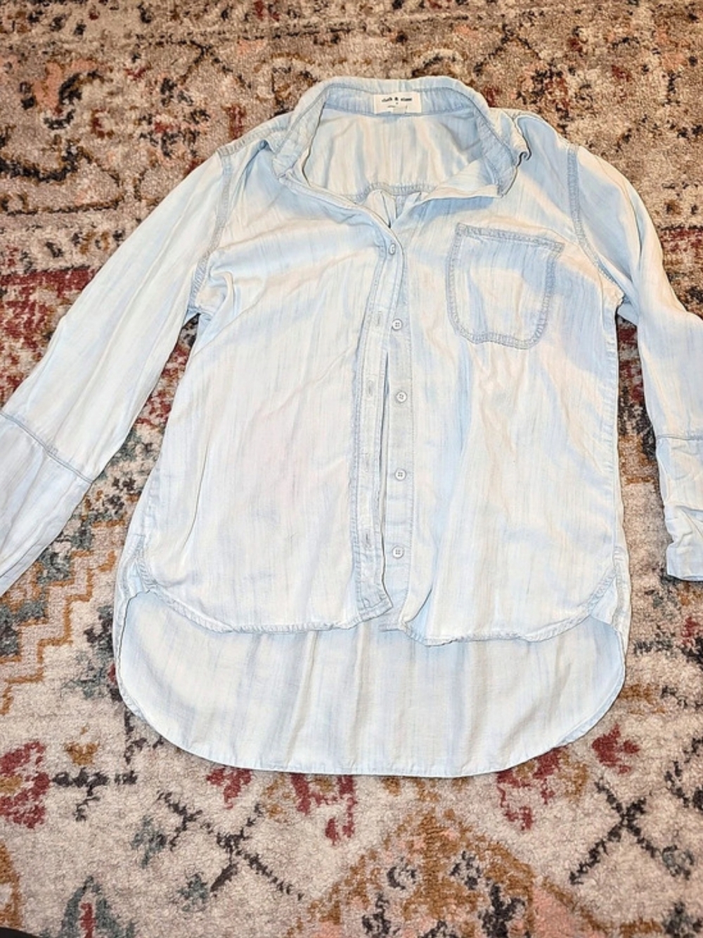 Cloth & Stone Women's M Button Shirt Blue Soft Chambray Casual Comfort Layer